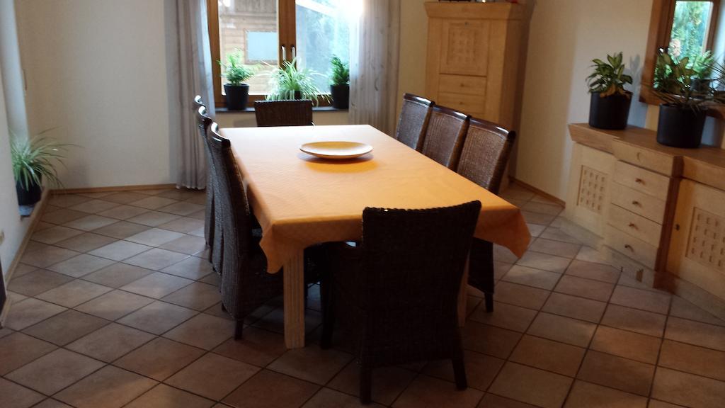 Ferienhaus Schwoerer Rheinhausen Habitación foto